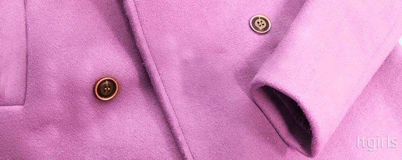 粉色羊绒大衣怎么搭配好看 穿出时尚气质感