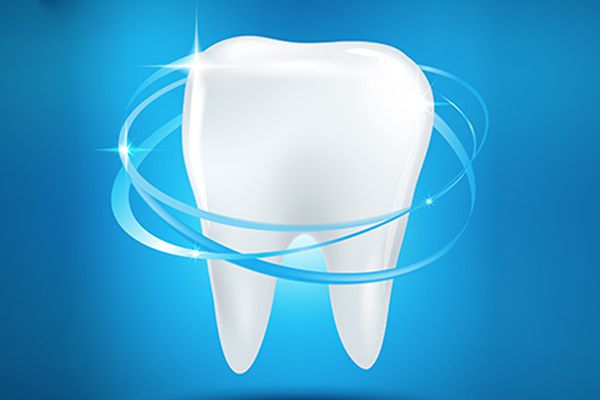 科学美白牙齿的方法 让你拥有洁白闪亮的牙齿